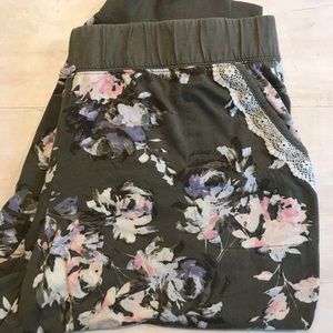 Cacique Knee Length Lounge Bottoms 18/20 Plus Size